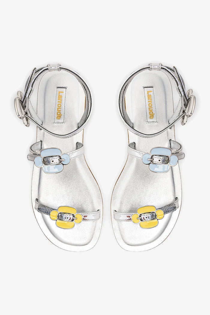 Tinx Flat Sandal In Silver Specchio Flat - Sandal Larroudé