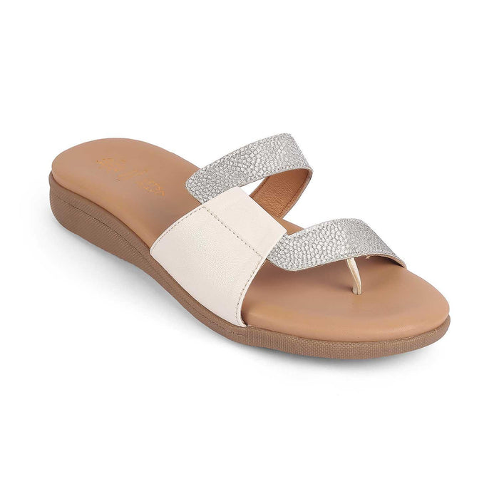 Afilia White Women's Round Shape Flats Tresmode