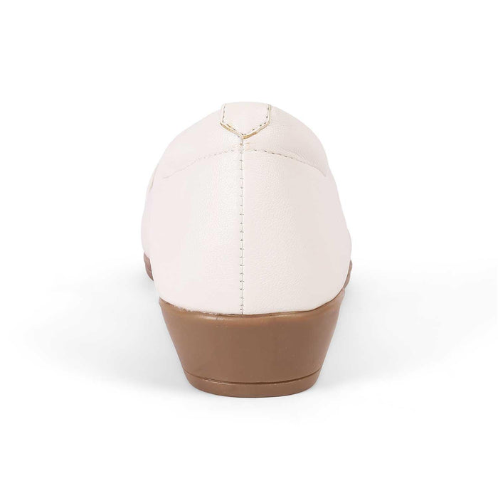 Bolingo White Women's Round Shape Ballerinas Tresmode