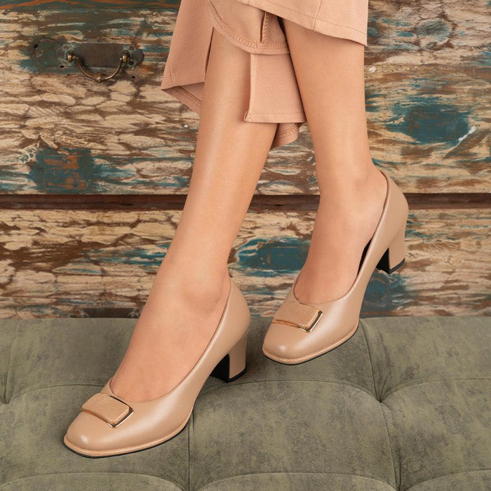 Dorf Tan Women's Block Heel Pumps Tresmode