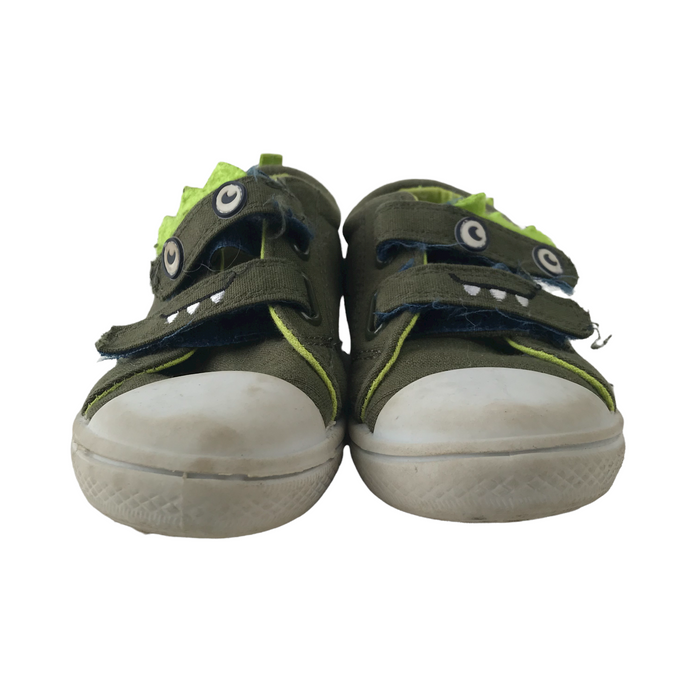 Tu size UK 11 (jr) khaki crocodile trainers