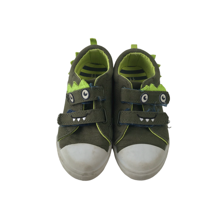 Tu size UK 11 (jr) khaki crocodile trainers