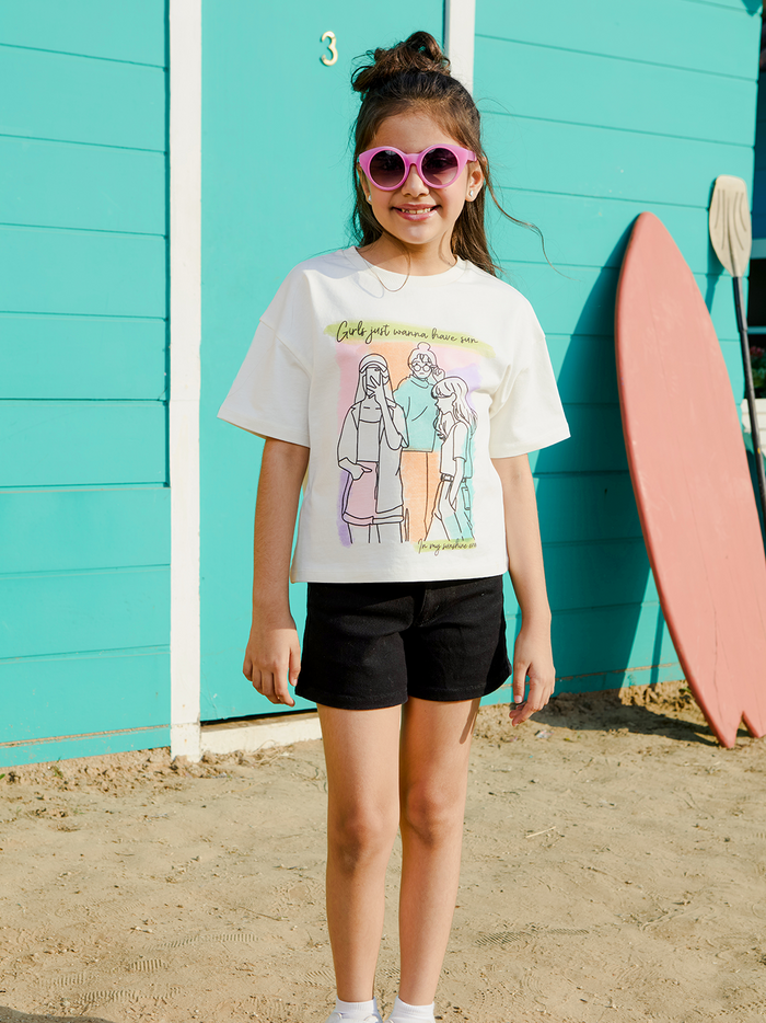 VITAMINS BLACK BASIC DENIM SHORTS