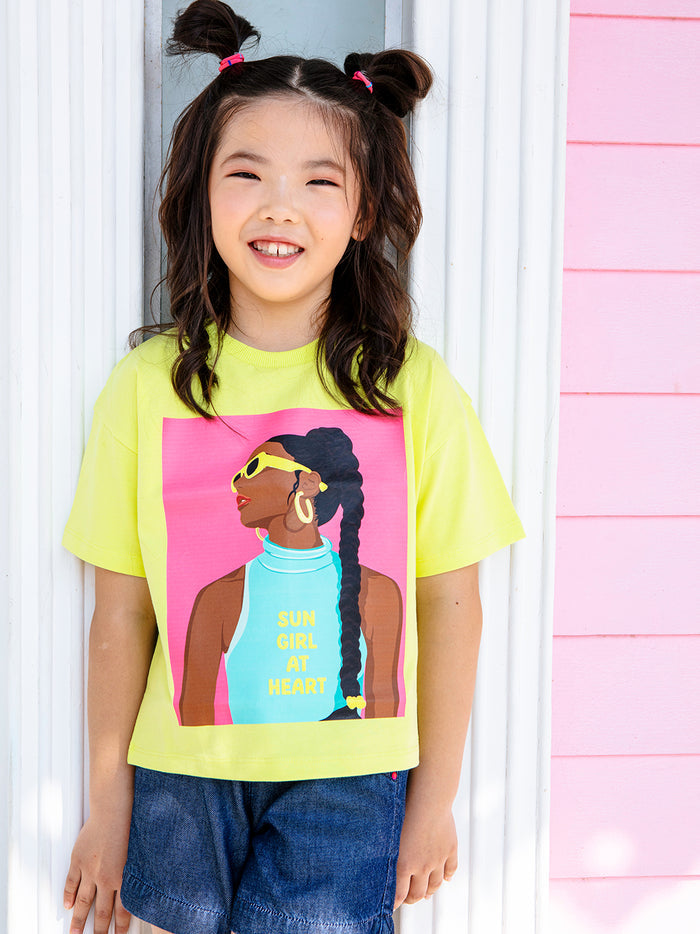 VITAMINS BOXY FIT T-SHIRT WITH SUN GILR AT HEART CHARACTER GRAPHIC
