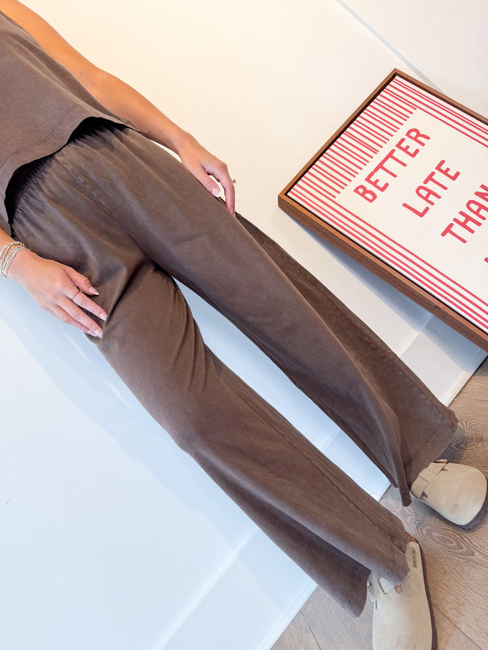 [Z SUPPLY] Scout Jersey Crop Flare Pant-Chocolate – women's bottoms