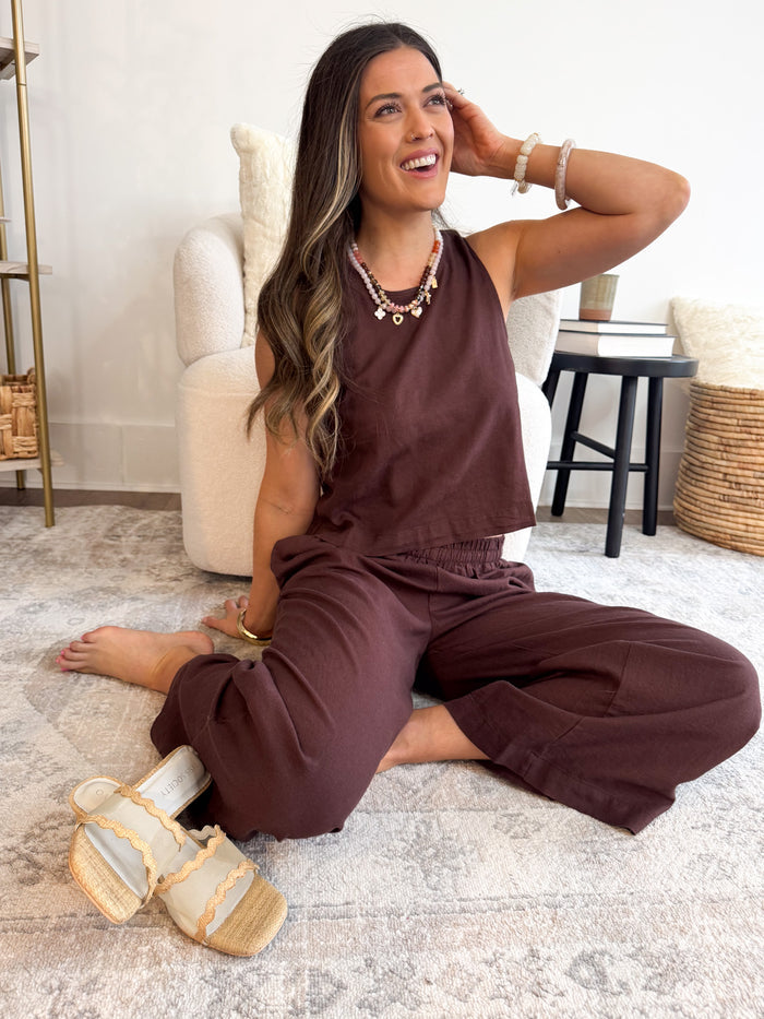 [Z SUPPLY] Sloane Linen Tank Top - Chocolate Cherry